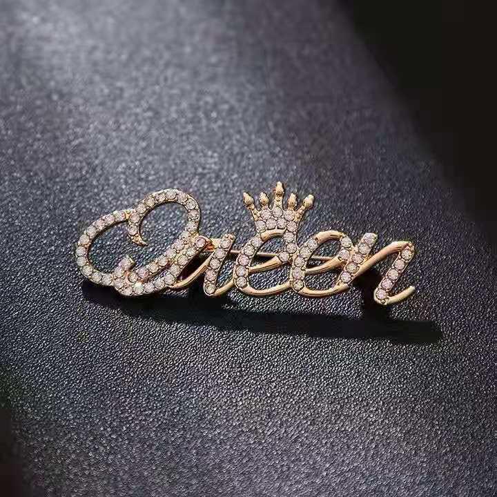 High-End Alloy Brooch with Pearl Imitation and Rhinestone Corsage Pin - Fashion Accessory