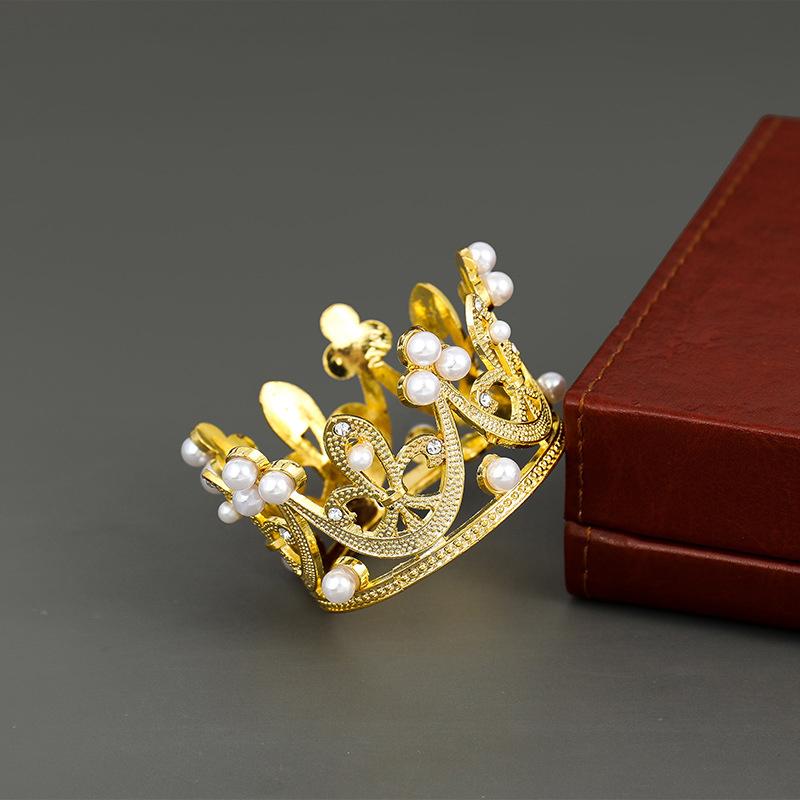 Mini Birthday Crown Cake Decoration Peach Heart Crown Baking Decor