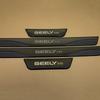 Для Geely EX5 EX 5 2020 2021 2022 2023 2024 2025 Накладка на порог двери автомобиля Защитная накладка на порог Защитная отделка Педаль Автомобильные аксессуары