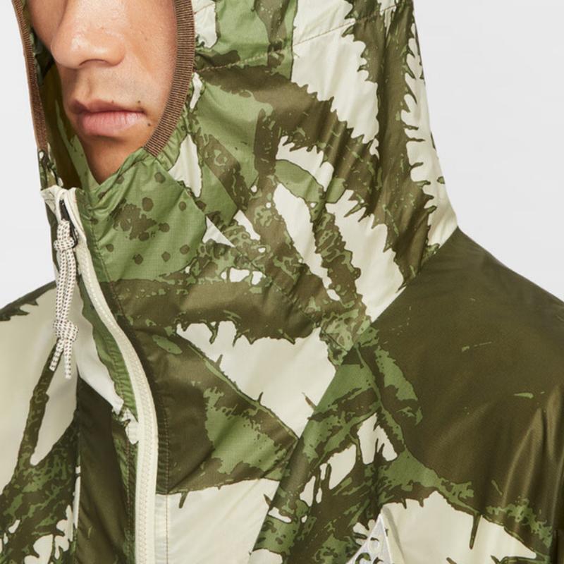 Nike Куртки ACG Мужские Светло-хаки/Мохово-коричневый/Горный белый С капюшоном Умеренная Другие IH3581-229