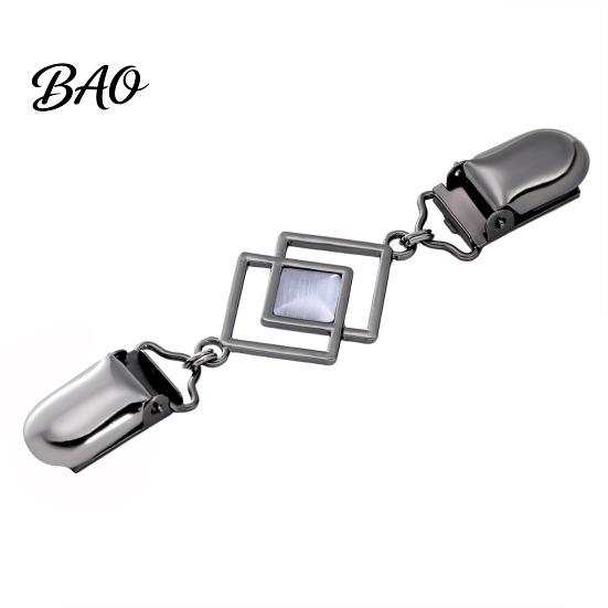 Elegant Cloak Clasps Geometric Rhombus Cardigan Sweater Clip, Retro Clothing Clip with Faux Zinc Alloy Decorative Fasteners Cats Eye Stone,