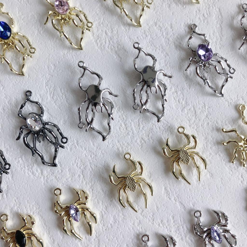 2pcs Alloy Pendants Spider Shape Colorful Unique Style Single Hole Pendants for Jewelry Making DIY Handmade Supplies Accessories
