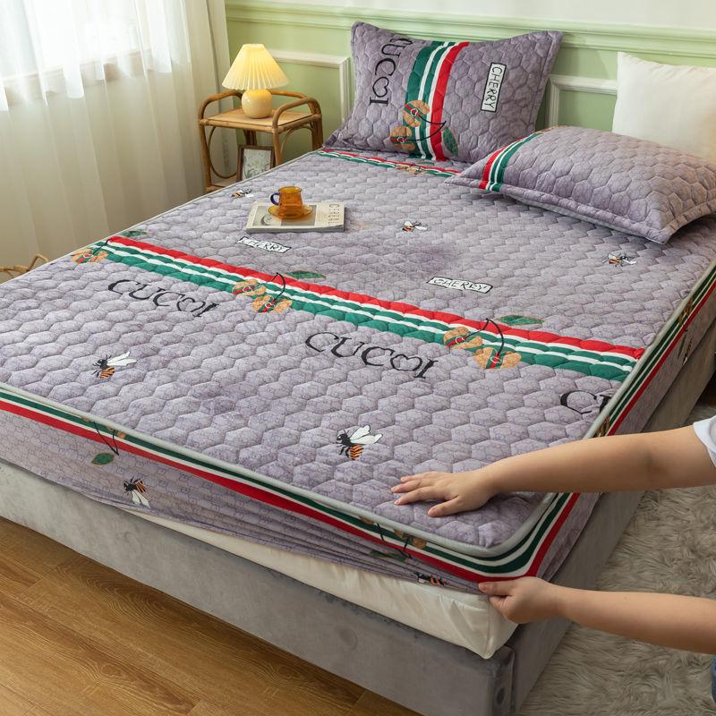 Плюшевый утолщенный стеганый наматрасник, теплый мягкий кристаллический бархатный стеганый матрас King Queen, простыня, не включая наволочку