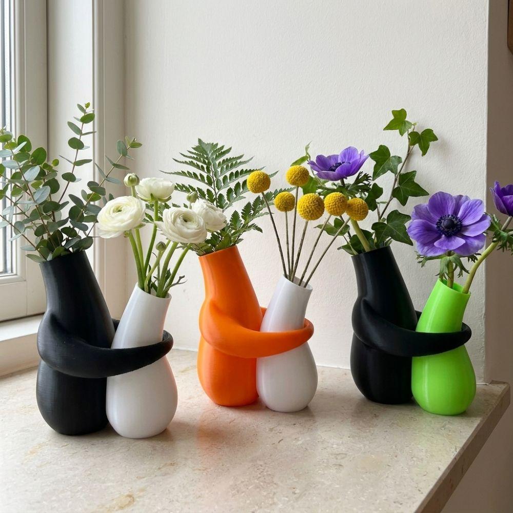 3D Printed Couple Hug Desktop Flower Vase Abstract Hugging Human Line Sculpture Vase Bedroom