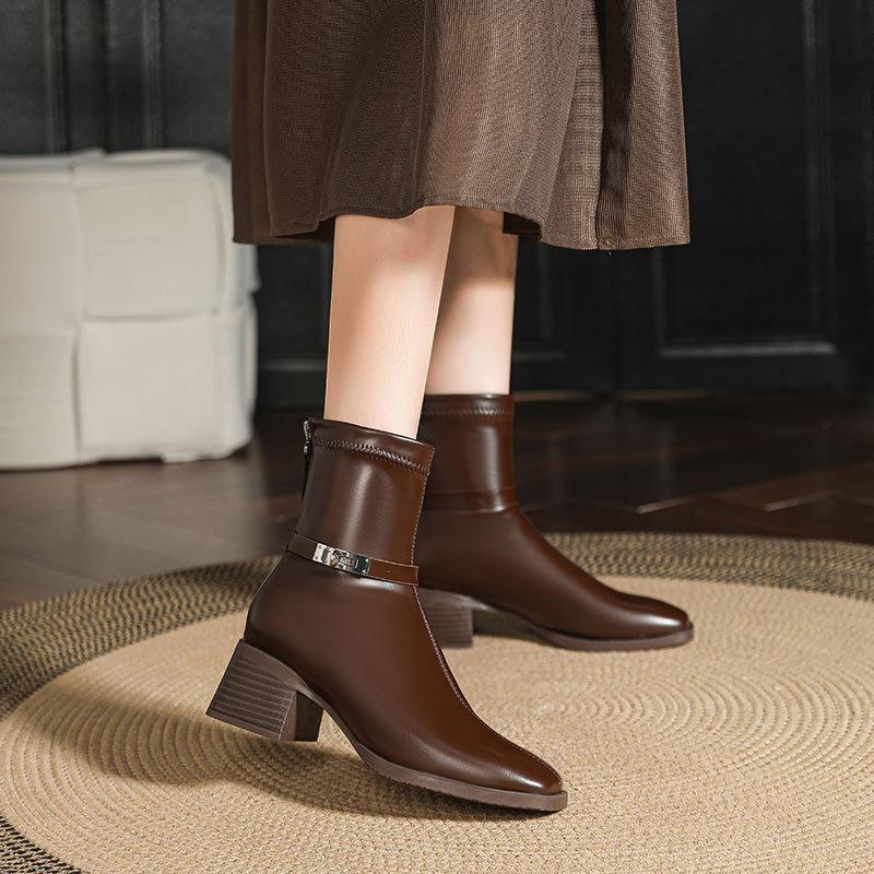 Короткие сапоги на высоком каблуке женские новые осенне-зимние сапоги 2024 года на толстом каблуке женские тонкие модные сапоги средней высоты коричневые французские короткие сапоги