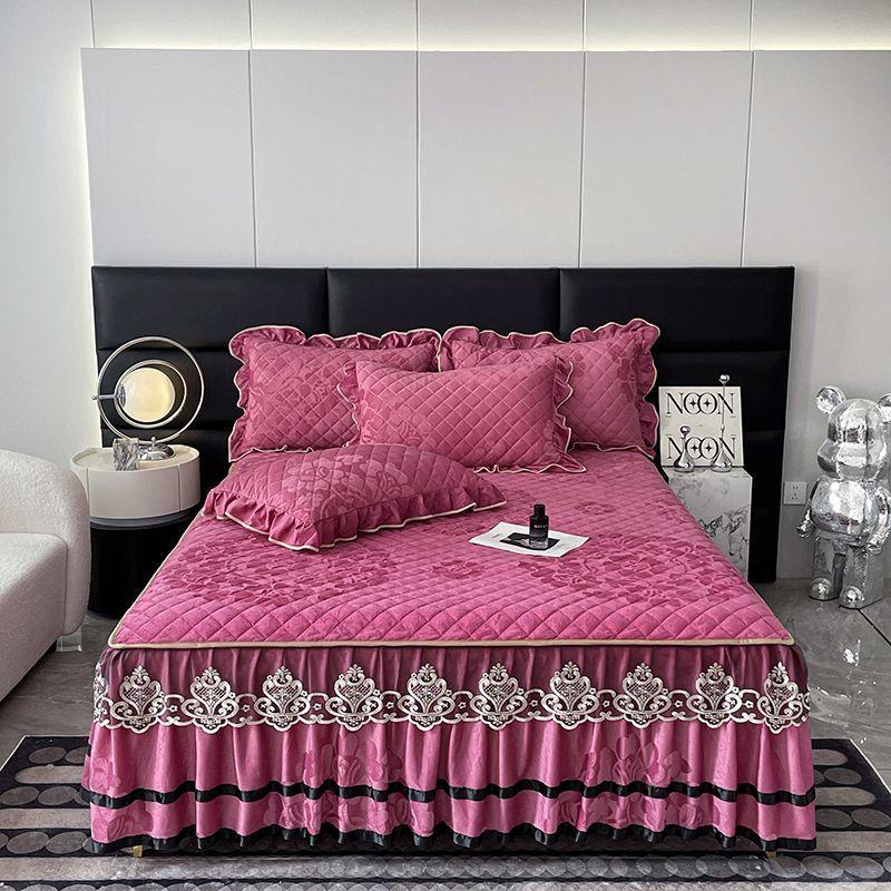 Кружевной стеганый комплект из трех предметов: юбка для кровати из хрустального бархата для тепла осенью и зимой, коралловое покрывало, утолщенное флисовое покрывало, защитный чехол, постельное белье