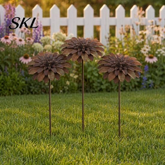 Garden Decorations Rustic Metal Flower Stakes, Large Rusted Iron Yard Art, Outdoor Ornaments 19.39 Inch Weather-Resistant Decoration for Lawns