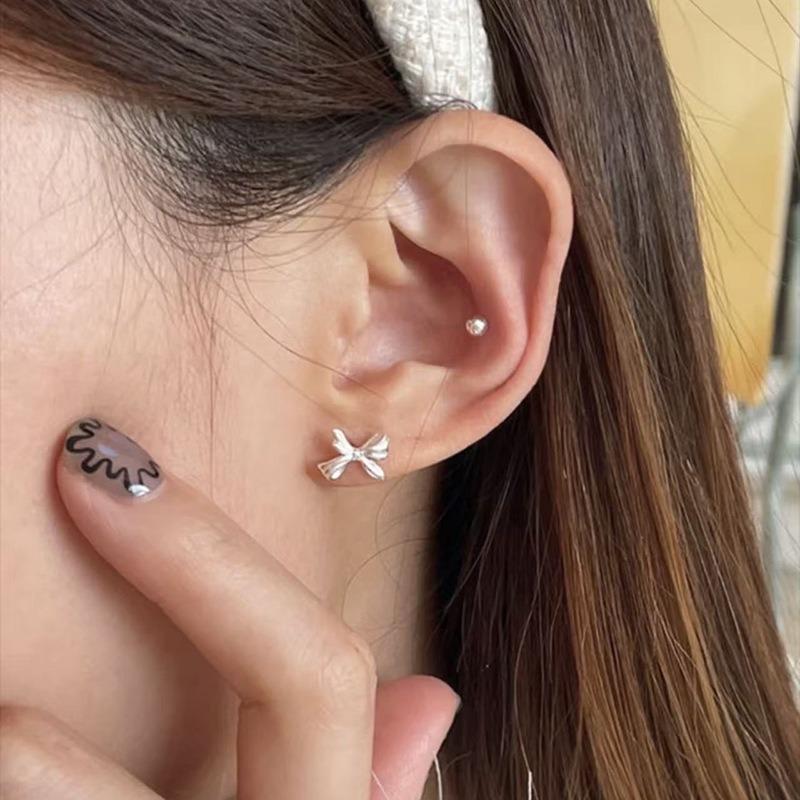 Серьги для проколов мочек ушей, Маленькие серьги-гвоздики для женщин, Простые, Милые, Маленькие и Свежие Серьги, Нишевый Дизайн, Универсальные Серьги