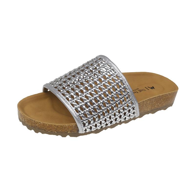 Outside wear fashion ins trend season cool slippers women's summer word new comfortable indoor slippers non-slip thick bottom home