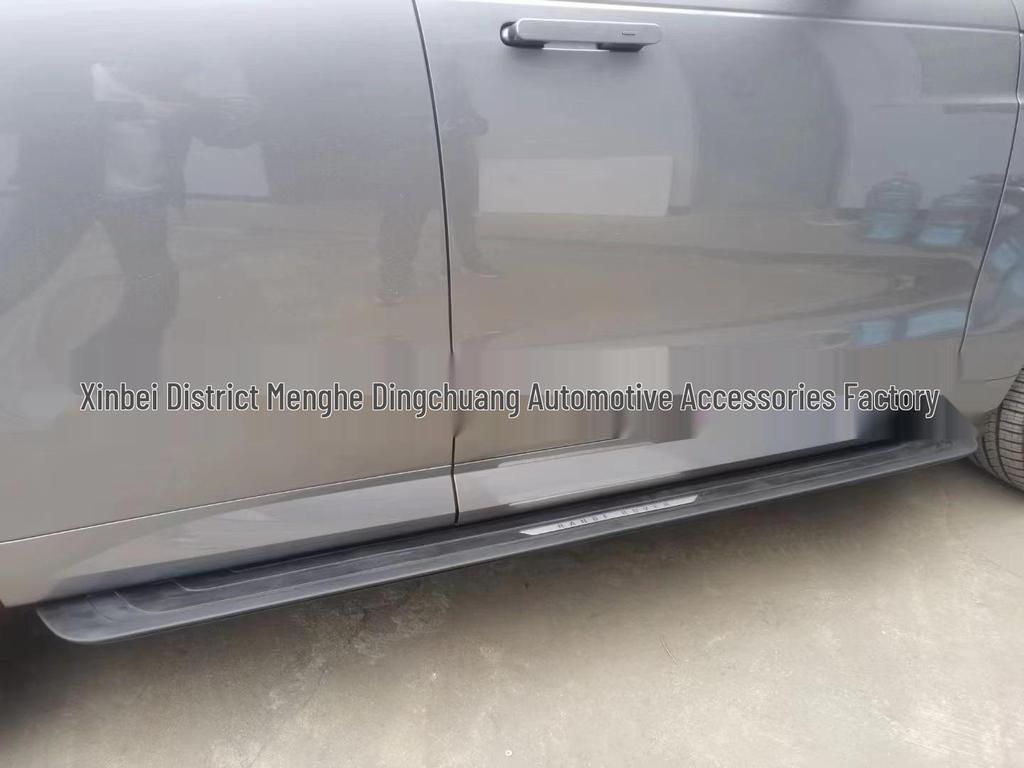 Compatible with 2023 Range Rover: Fixed Running Board Pedal Set.