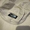 Использовалась шляпа THE NORTH FACE Horizon Hat NN42531 цвета слоновой кости
