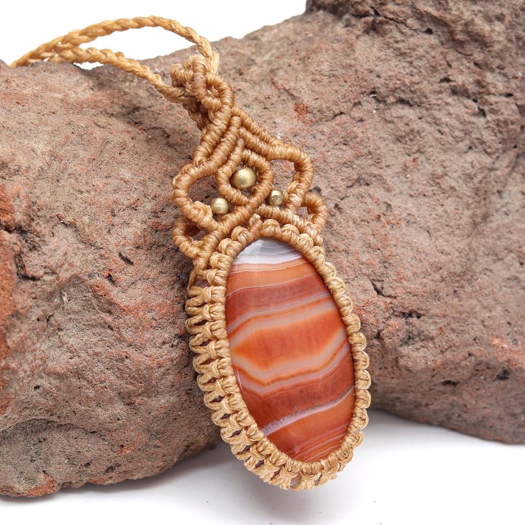 Агатовое ожерелье Красный макраме драгоценный камень Бисерное ожерелье макраме камень красный Ручная работа