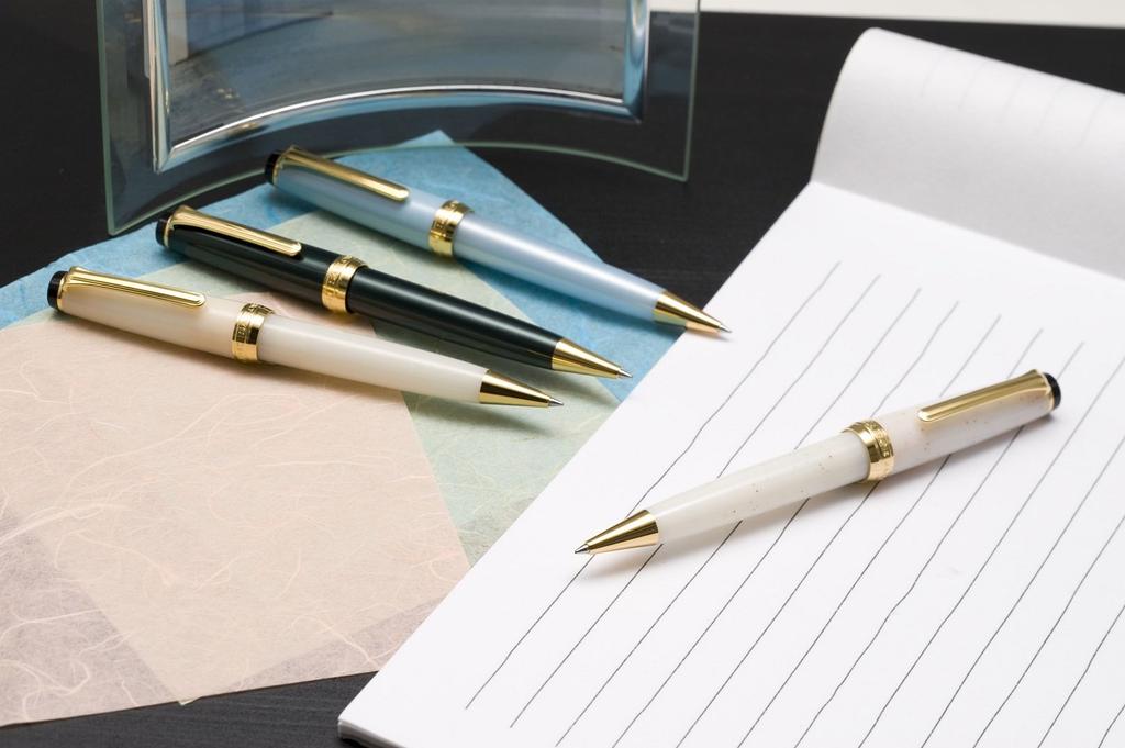 Sailor fountain pen Oil-based Ballpoint Pen Shiki Ori 0.7 Manyo 16-0719-202