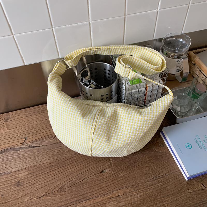 Small Fresh Plaid Bag Women's New Casual Shoulder Messenger Bag Versatile Large-capacity Dumpling Bag