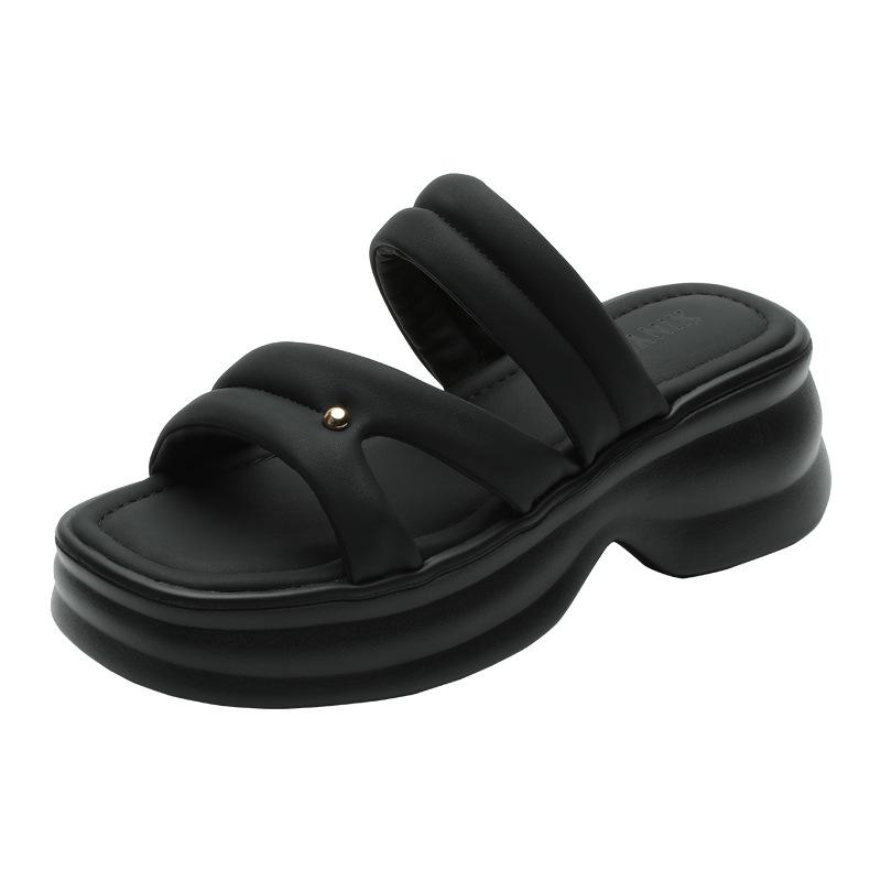 Fairy wind Internet celebrity thread muffin heel sandals female 2025 summer new casual wear soft sole outdoor beach shoes