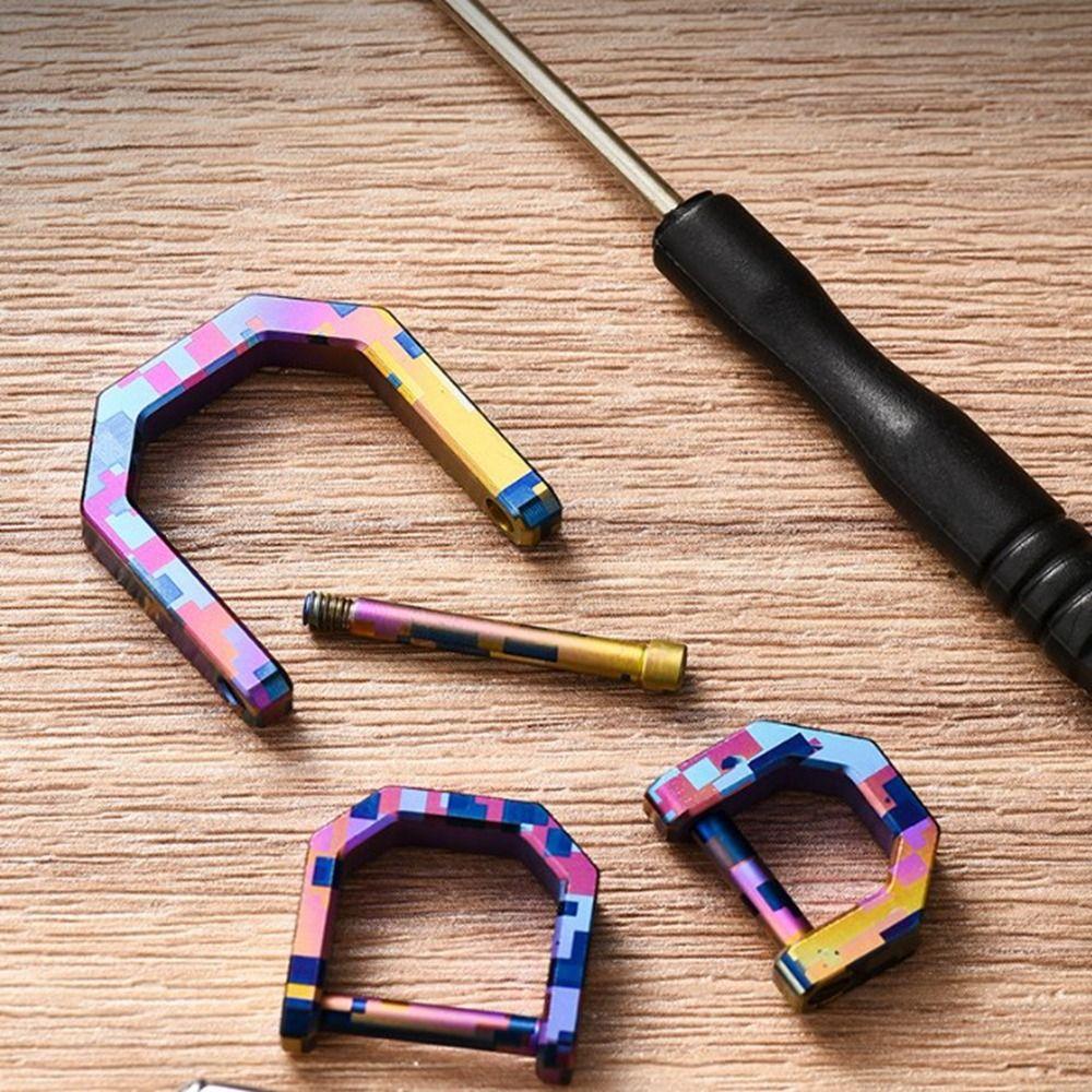 Portable Titanium Horseshoe Buckles Multifunctional Keychain Hooks Outdoor Accessories