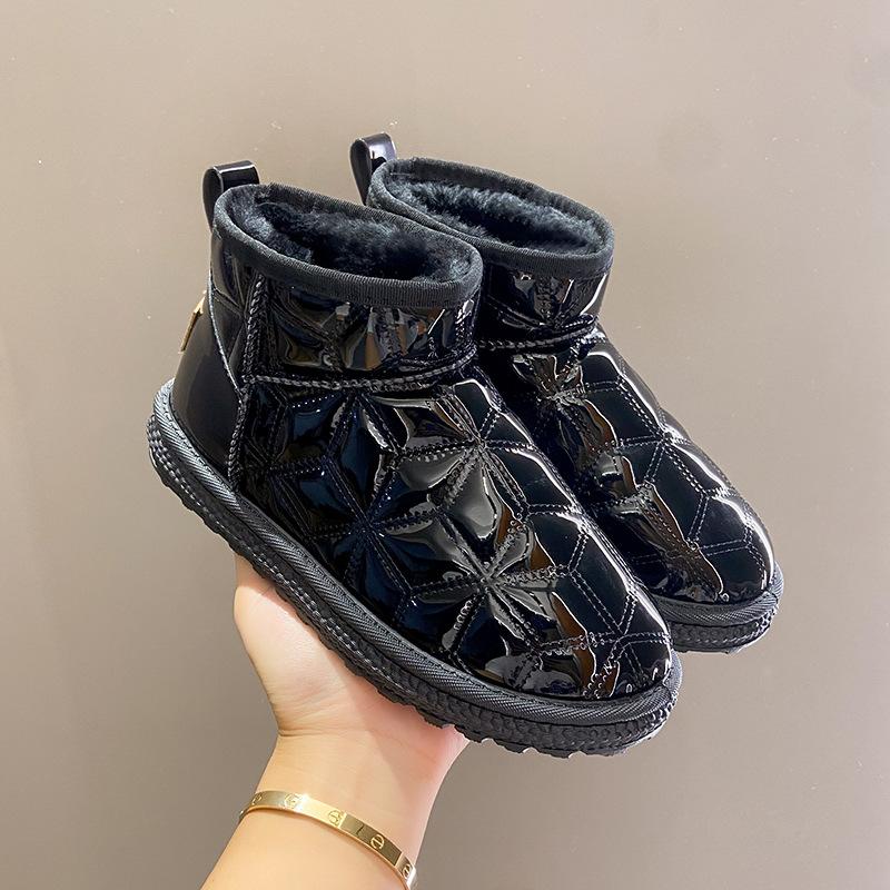 Женские зимние сапоги 2025 новые зимние бархатные утолщенные водонепроницаемые нескользящие в зарубежном стиле теплые хлопковые ботинки для Северо-Востока