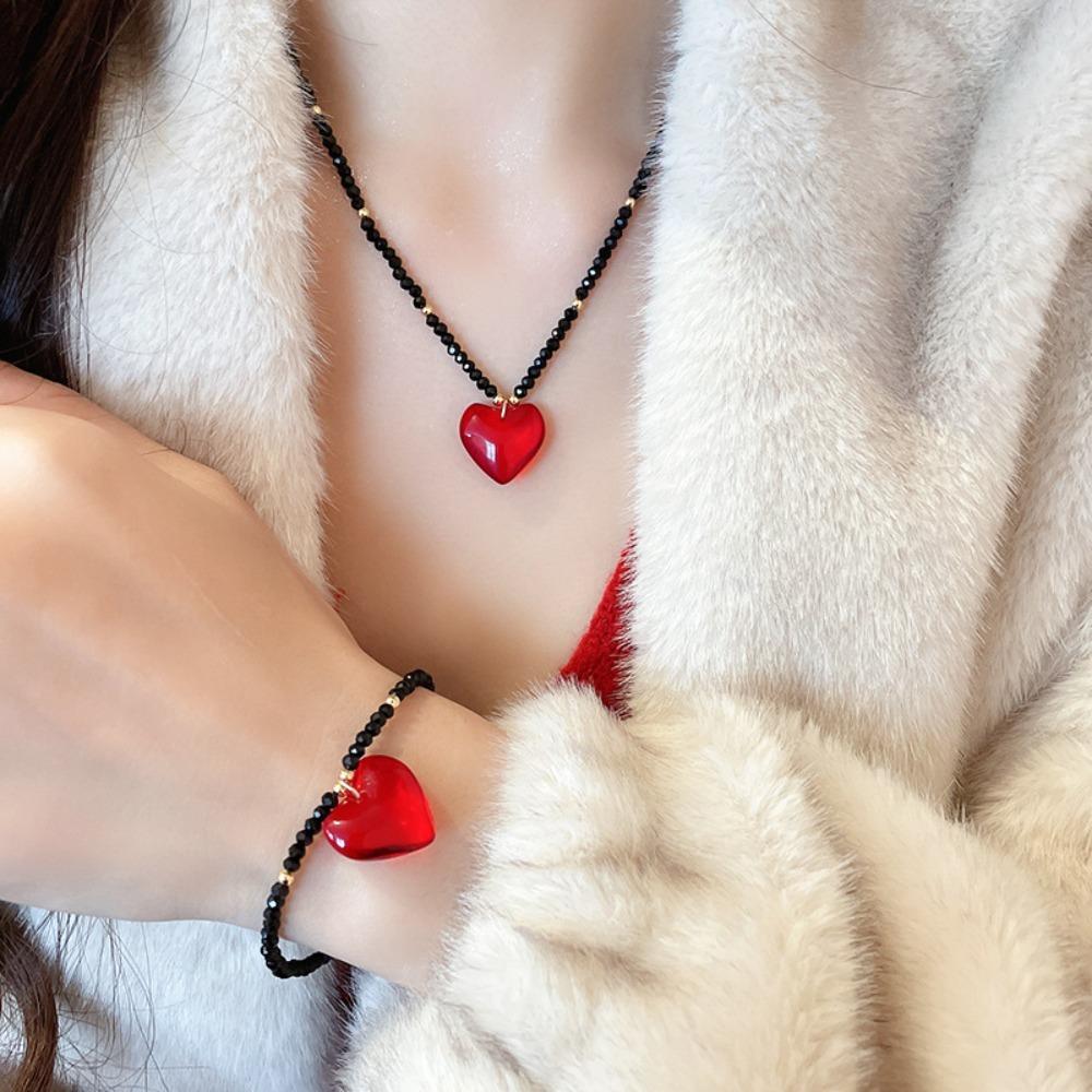 Romantic Fashion Choker Irregular Sweater Chain Spice Girls Heart Pendant Necklace  Women Gifts