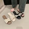 Pearl Slippers Women's Summer Wear 2025 New Fashion Flat Bottom One Word Beach Cool Slippers