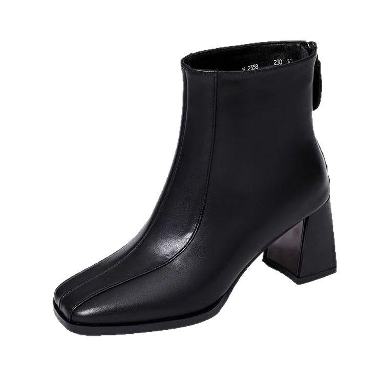 Женские короткие ботинки из мягкой кожи на толстом каблуке, новые осень-зима 2025, бархатные, с квадратным носком, на среднем каблуке, с мягкой подошвой, в ретро-темпераменте, короткие кожаные ботильоны