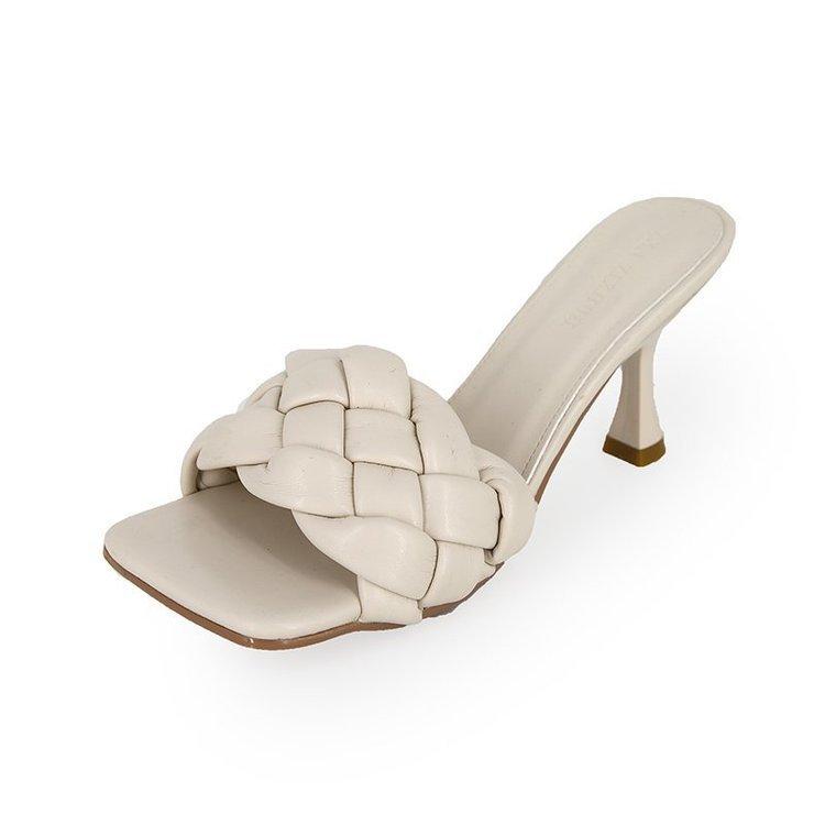 2024 лето новые квадратные туфли с открытым носком в виде ромба модные тапочки фея ветер носить сандалии на шпильке женщина