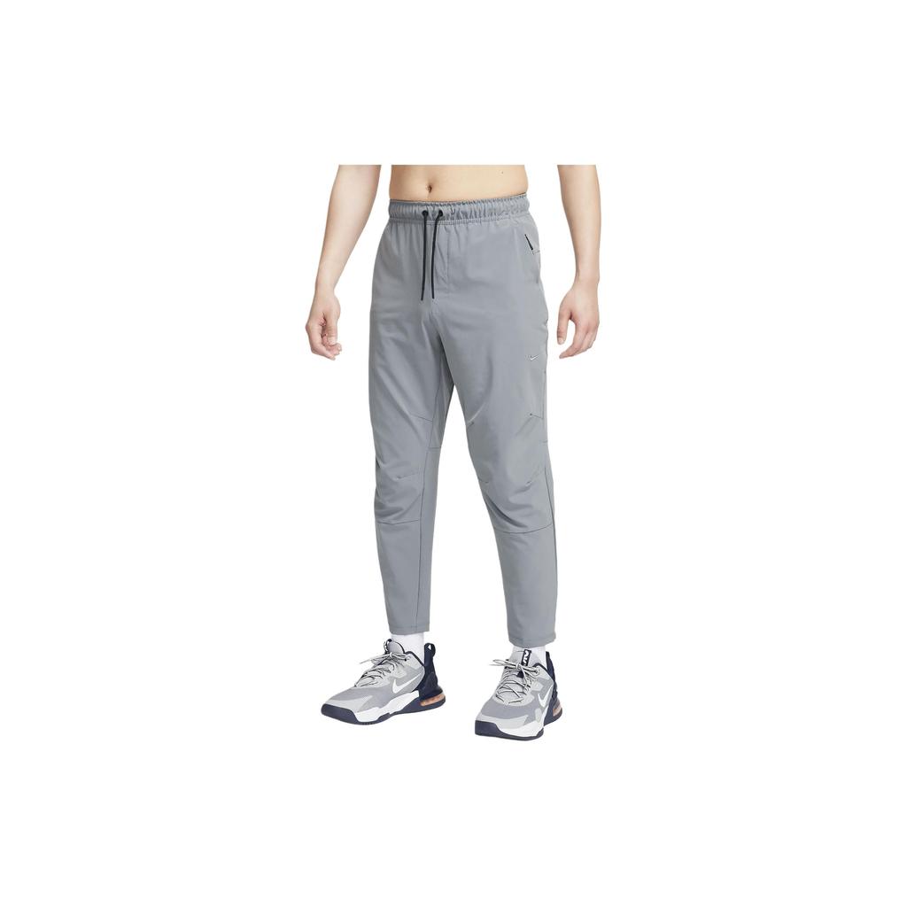 Nike Неограниченные прямые повседневные брюки с логотипом Solid Leg, мужские брюки дымчато-серого цвета FB7547-084