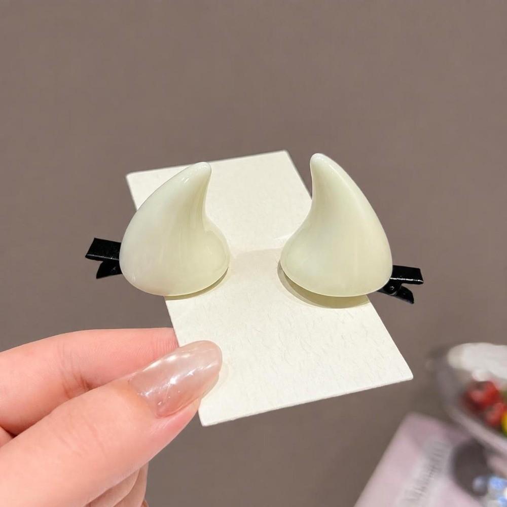 2Pcs Solid Color Hair Barrettes OX Horn Shape Duckbill Hair Clips Hair Accessories