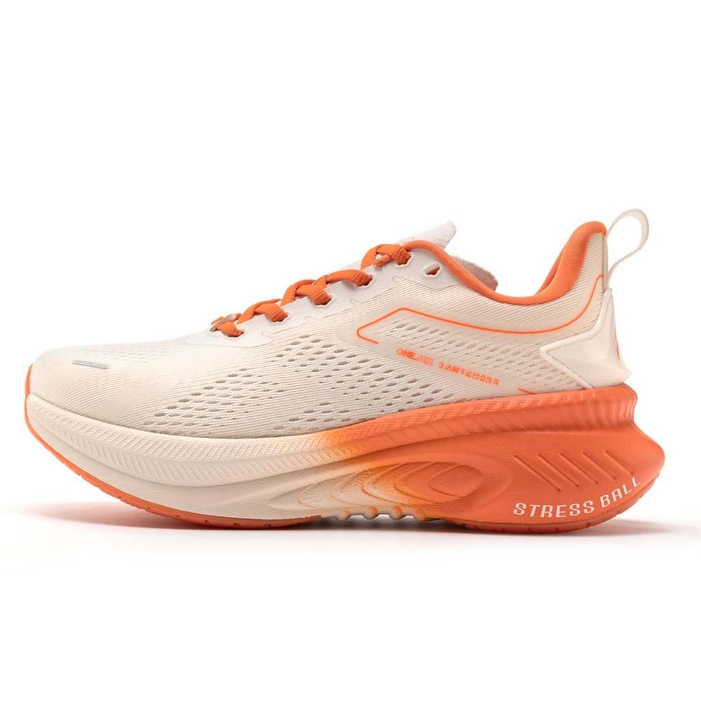 Мужские кроссовки ONEMIX на амортизирующей подошве