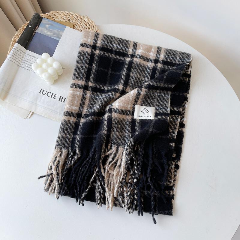 Circle Yarn Plaid Shawl Women's Winter High-end Atmosphere Red Scarf Three Christmas Scarf Shawl