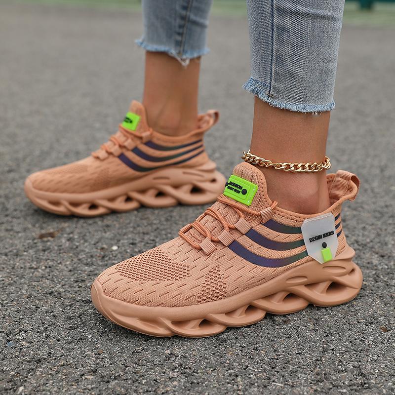 Модные мужские новые оригинальные кроссовки дышащие уличные на платформе противоскользящие модные теннисные шнурки легкие повседневные сетчатые туфли кроссовки