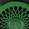 Trash Can Rim Cover, Modern Decorative Wheel Rim Cover, Spider-Spoke Style Wheel Rim Accessory for Standard Residential Garbage Bin