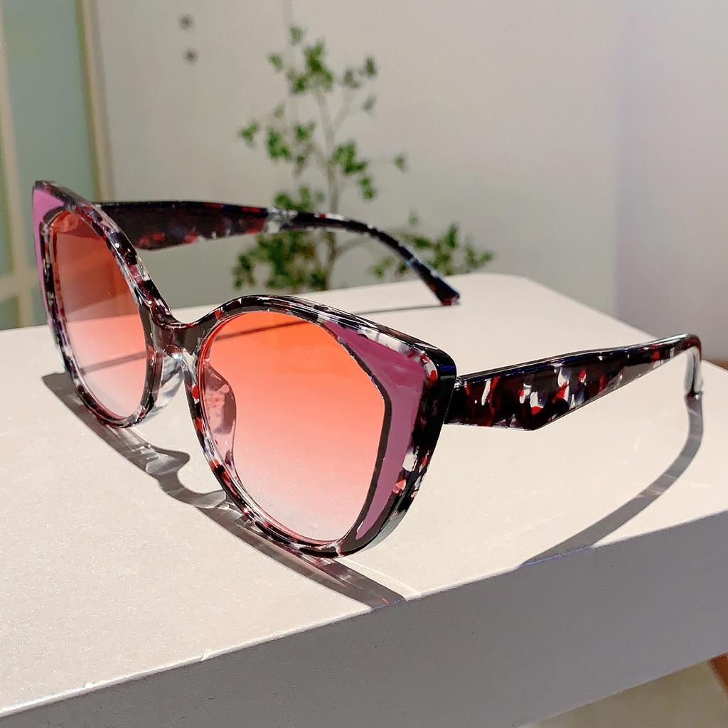 Candy Color Decoration Trends Sunglasses New In Cat Eye Designer Lady Sun Glasses Stylish Brand Gradient Women's Shades