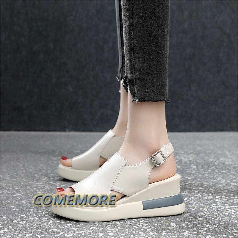 Модные новые летние женские сандалии с открытым носком, большие размеры, уличные тапочки, повседневные женские ортопедические сандалии с пряжкой на танкетке 2024