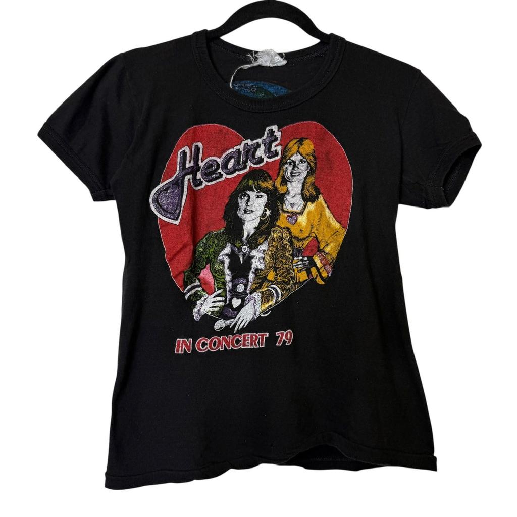 1979 Heart in Concert T shirt Sz S (B415)