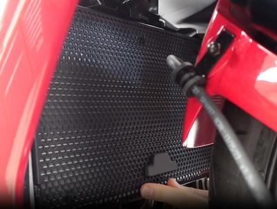 Защита радиатора и защита сердцевины радиатора для мотоциклов Honda CBR650R/E-Clutch и CB650R/E-Clutch (2024) <8BL-RH17>