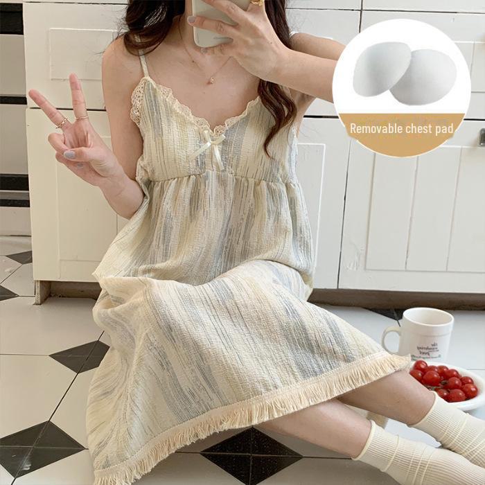 Летняя ночная рубашка с цветочным принтом и нагрудными подушечками - Милая, свободная, средней длины пижама