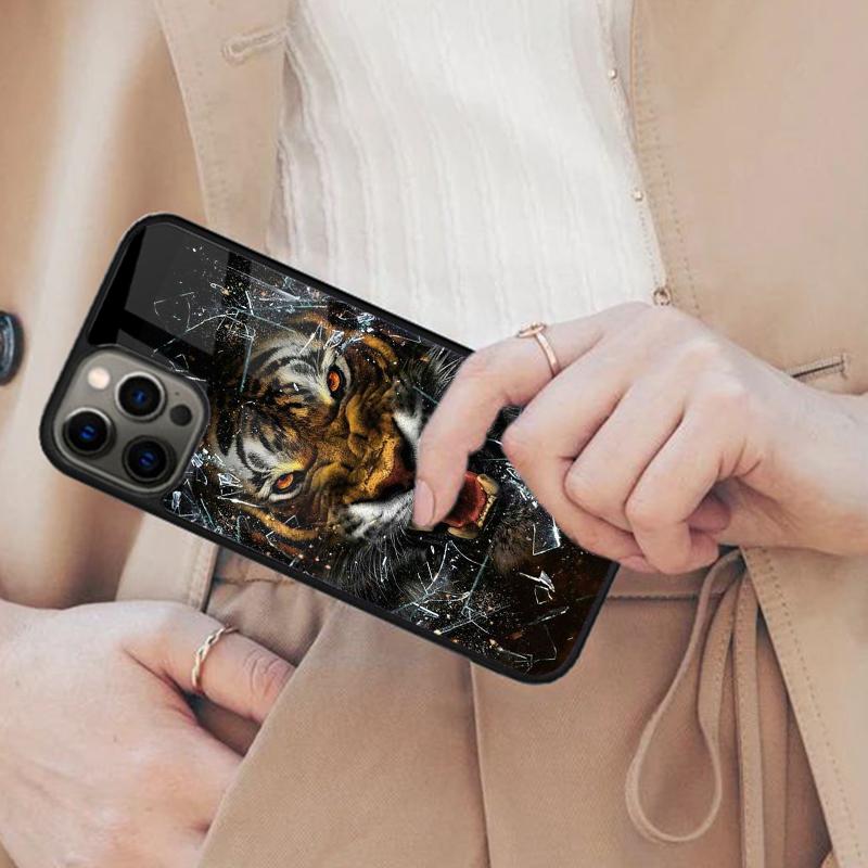 Чехол-магнит для телефона с изображением свирепого тигра для APPLE iPhone 17 Air 16 14 13 12 Pro Max 15 Plus Зарядка с чехлом MagSafe