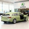 1:43 Skoda SUPERB Литые модели автомобилей и игрушечные транспортные средства Модель автомобиля Масштабная миниатюрная модель Автомобильные игрушки Для детей