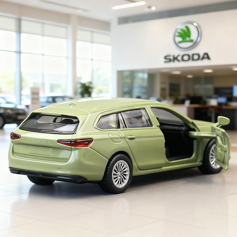 LKPP1 1:43 Skoda SUPERB Alloy Car Diecasts & Toy Vehicles Car Model Miniature Scale Model Car Toys For Children lmjp0