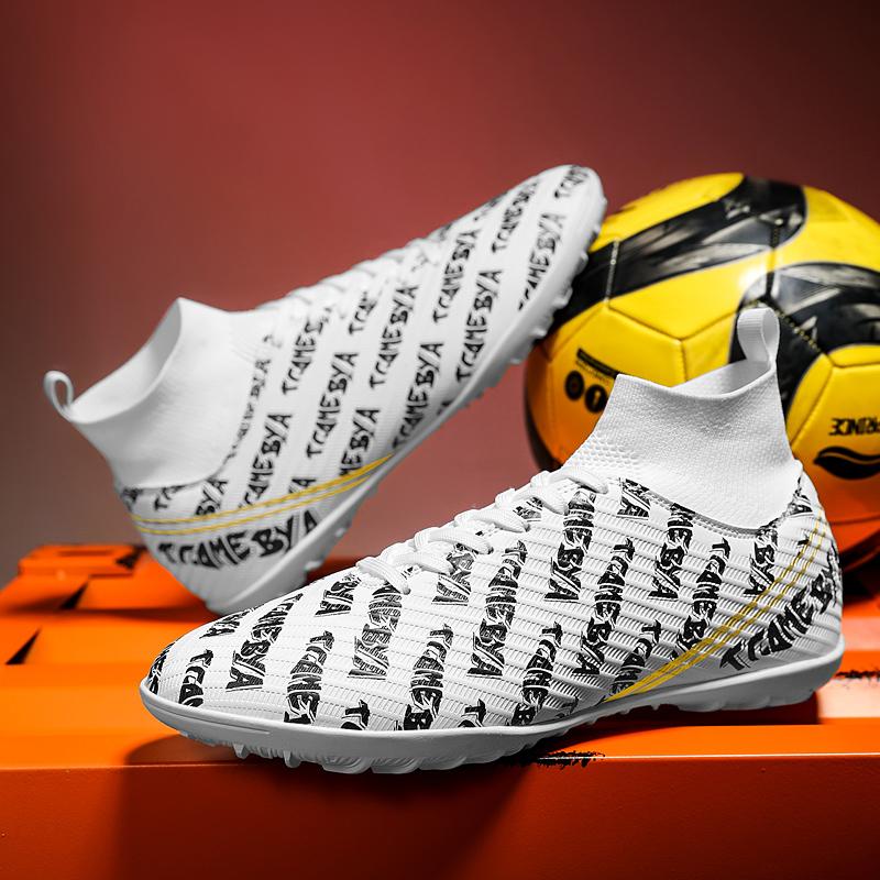 2025 Fashion Men's Football Shoe Association Quick Five Up Football Nail Anti Slip Professional Ultra Light Training Football Bo