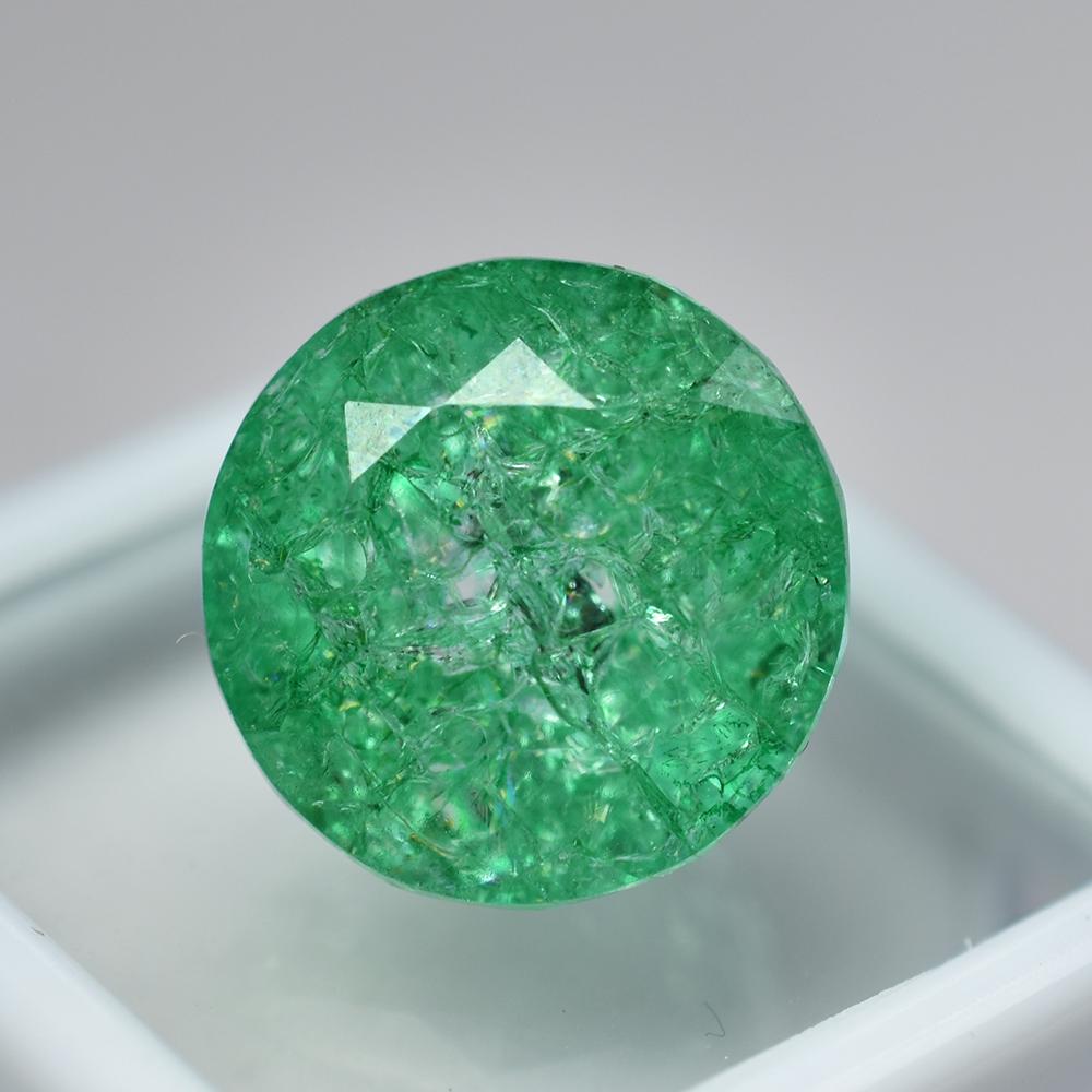 Natural Colombian Green Emerald 20.95 Ct Round Cut AA+ Gemstone
