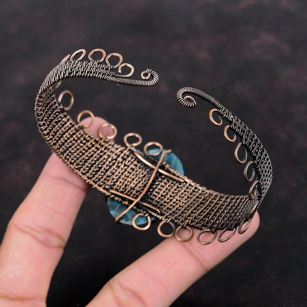 Неоновый апатит, драгоценный камень, браслет, медная проволока, браслет-манжета, браслет ручной работы, ювелирные изделия из медной проволоки, регулируемый браслет-манжета, подарок для матери