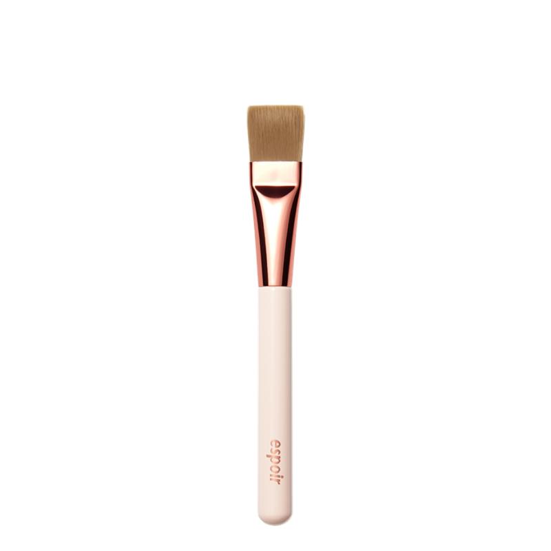 Кисть для тональной основы True Glow