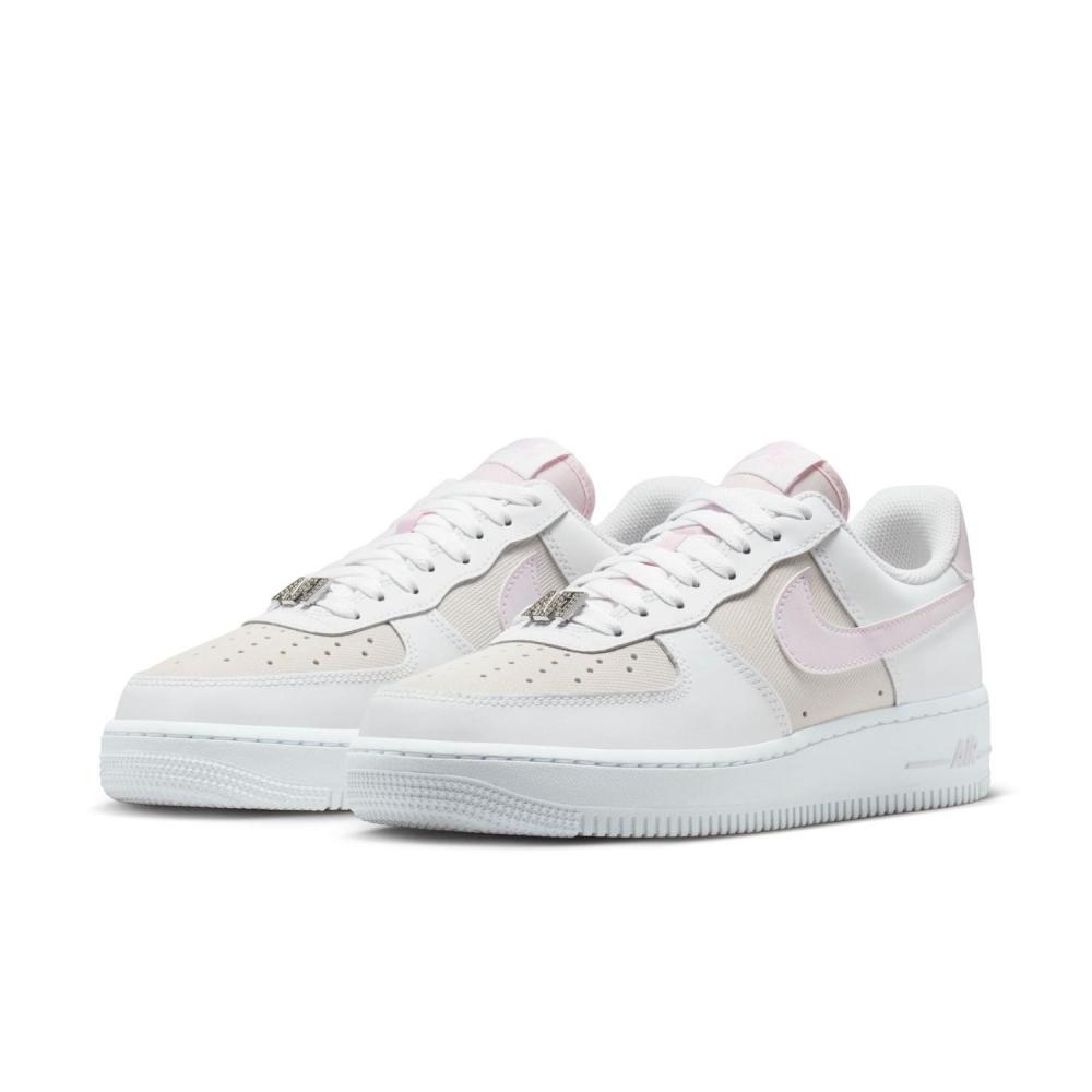 Nike W Air Force 1  07 Se hrdWr Sneakers 100White Blelil Wiv4721
