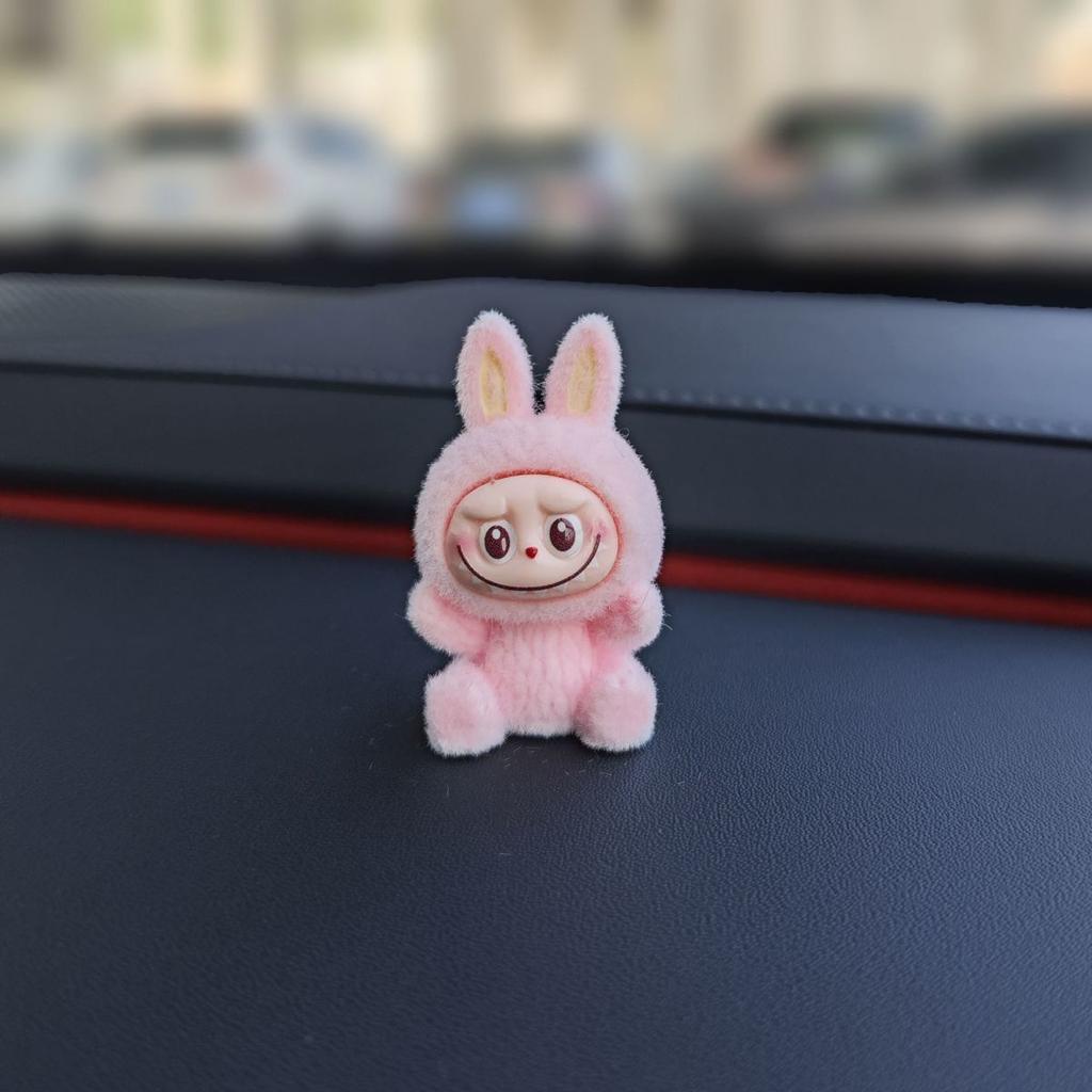 Новый сидячий Лабубу Украшение на центральную консоль автомобиля Мультяшные аксессуары для экрана дисплея автомобиля