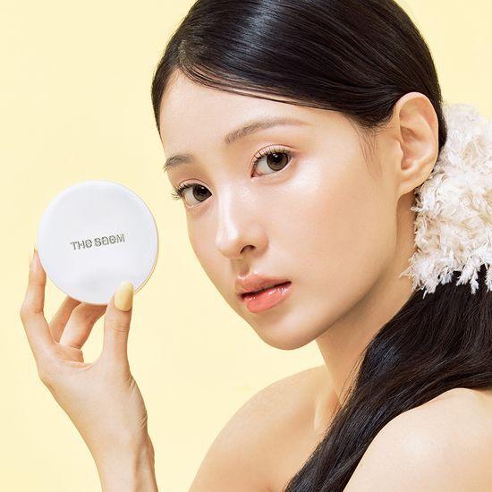 THESAEM Тонирующий кушон для совершенства кожи с глутатионом, 5 оттенков (Один продукт + Запасной блок/Специальное предложение)