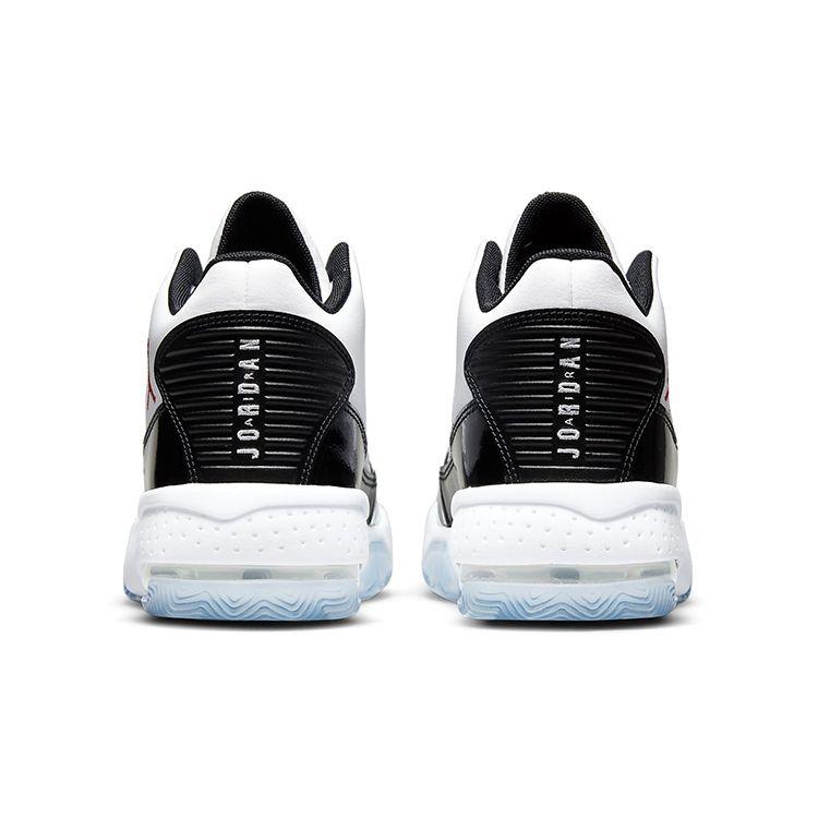 Air Jordan Max Aura 2 GS White Gym Red Kids Sneakers Black CN8094-102