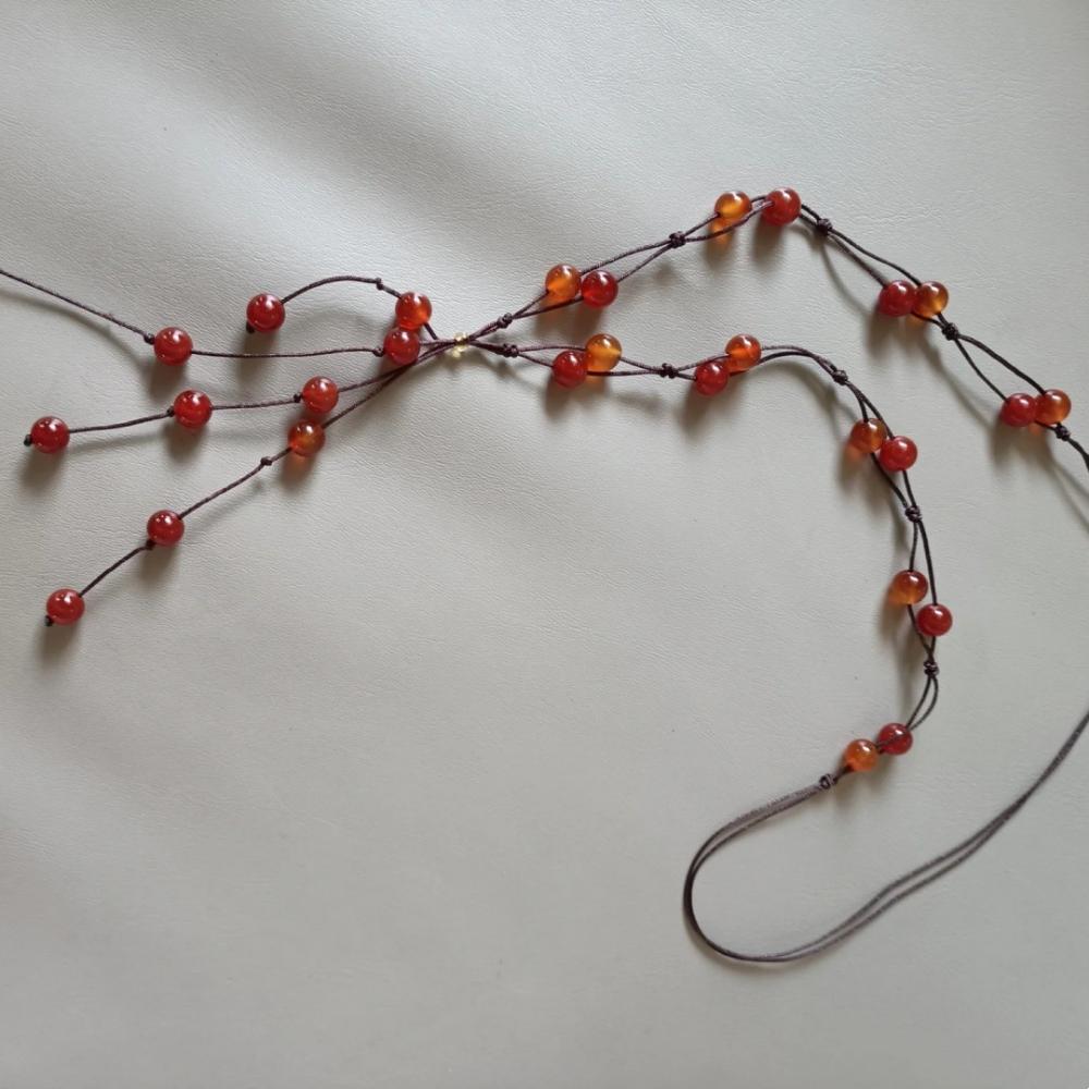 Женское ретро-колье с длинной подвеской в старинном стиле