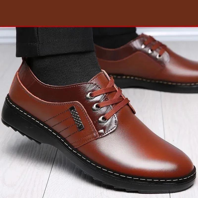 Men Lacquered Leather Shoes Luxury Casual Style Leather Shoes Elegant Office Wedding Black Loafers Shoes