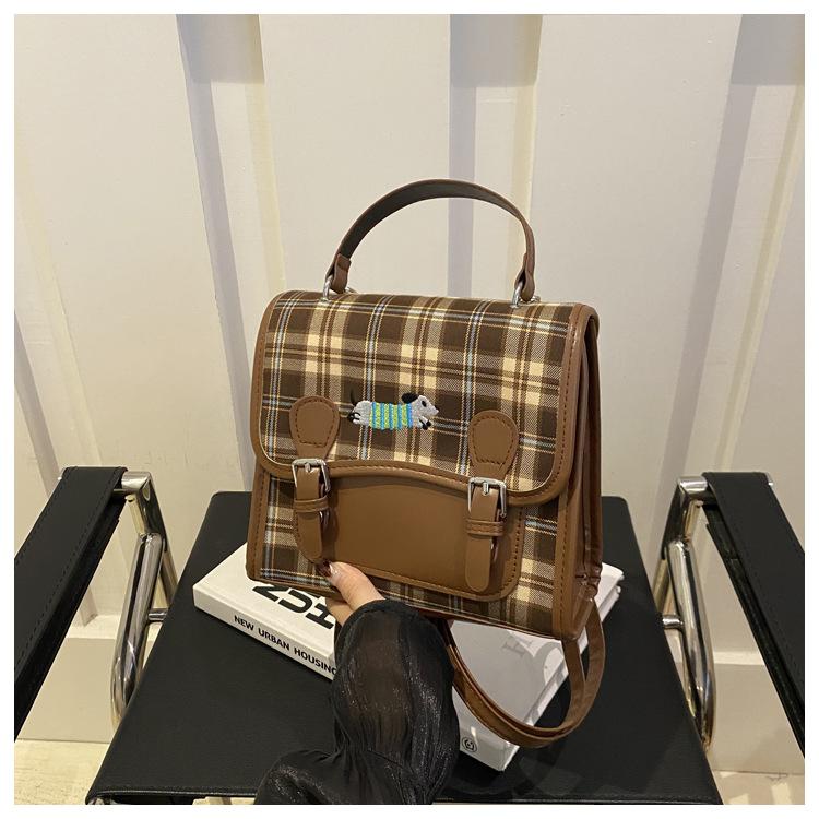 Новая стильная женская сумка через плечо женская сумка вышитый ретро рюкзак ниша милый мультфильм сумка через плечо женская